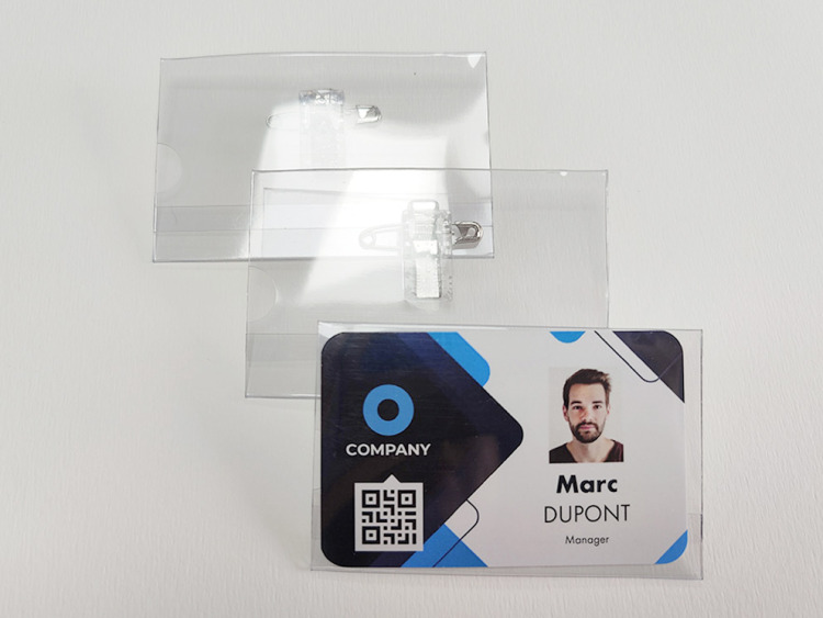 <b>DESTOCKAGE - Porte badge conférence avec pince au dos </b>