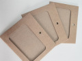 <b>DESTOCKAGE - Porte badge Kraft pour badge 75 x 100 mm </b>